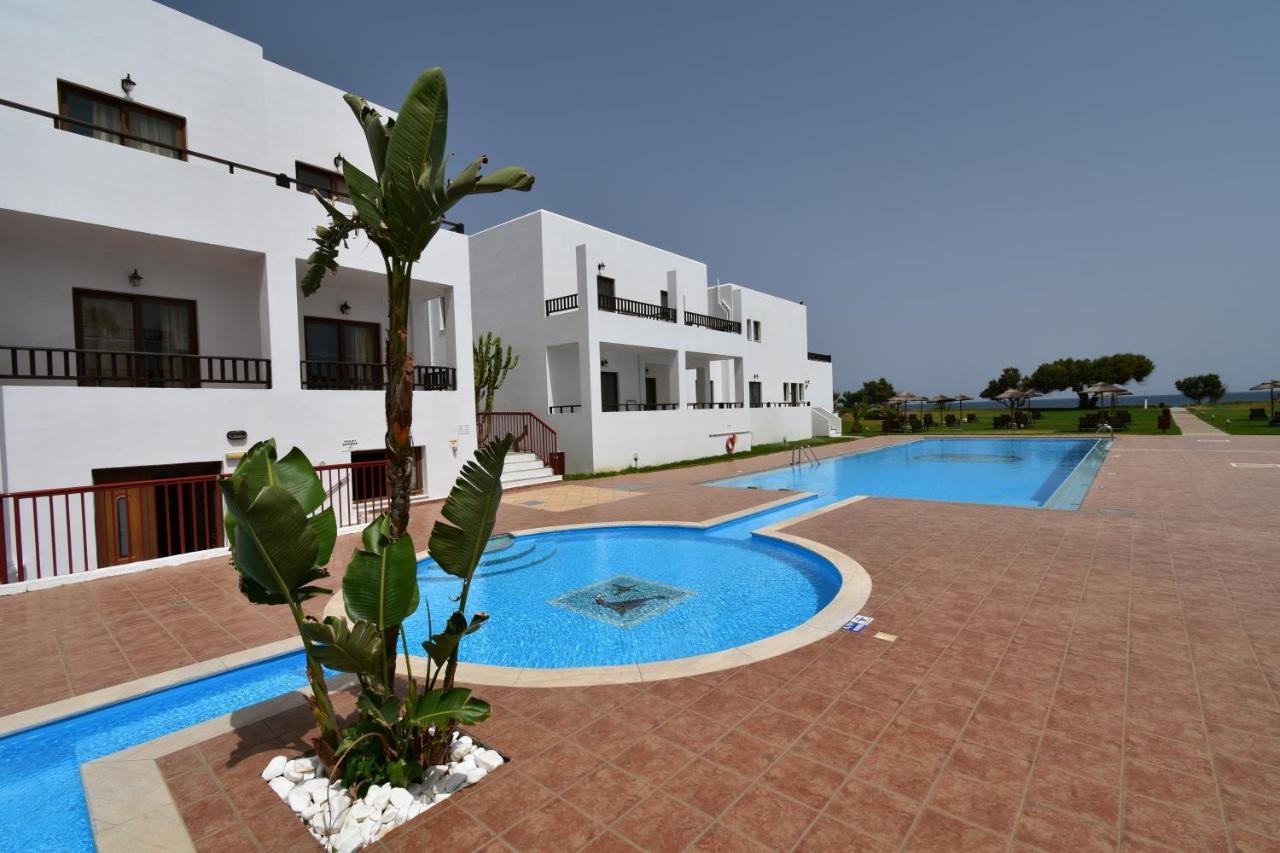 Geraniotis Hotel And Resort Platanés Buitenkant foto