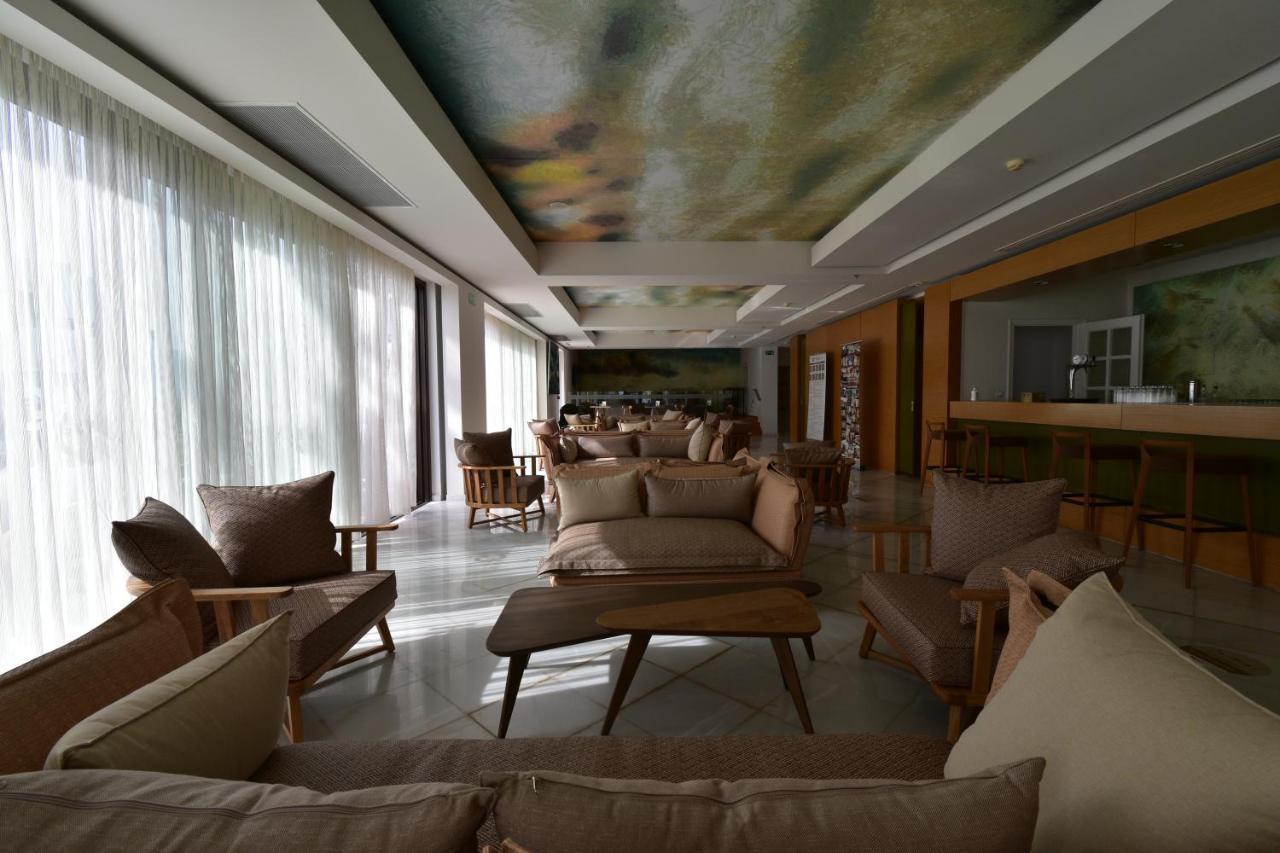 Geraniotis Hotel And Resort Platanés Buitenkant foto