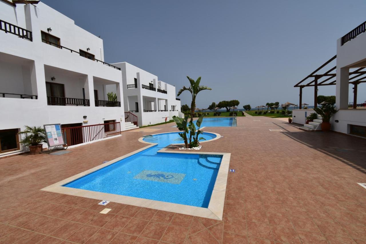 Geraniotis Hotel And Resort Platanés Buitenkant foto
